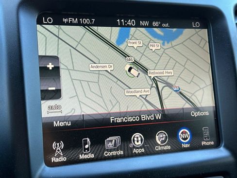 Used 2016 Jeep Cherokee Limited w/ Luxury Group AWD/4WD image 18