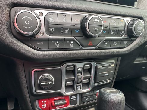 Used 2026 Jeep Wrangler Unlimited Sport AWD/4WD image 20