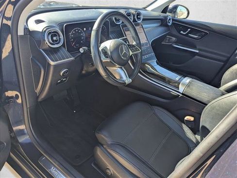 Used 2023 Mercedes-Benz GLC 300 4MATIC image 9