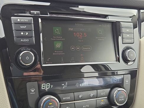 Used 2019 Nissan Rogue Sport SV w/ Technology Package image 25