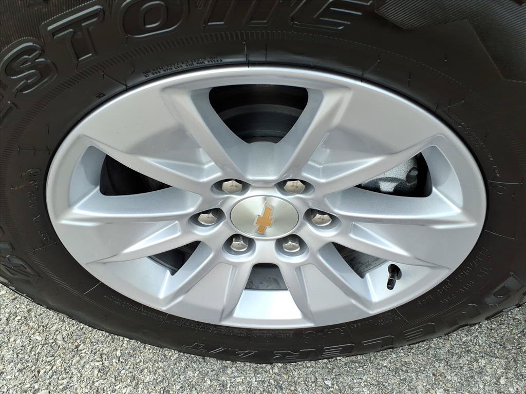 Used 2026 Chevrolet Silverado 1500 W/T AWD/4WD image 11