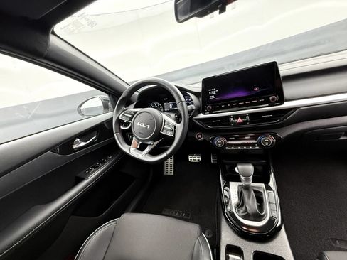 Used 2023 Kia Forte GT-Line w/ GT-Line Technology Package FWD image 12