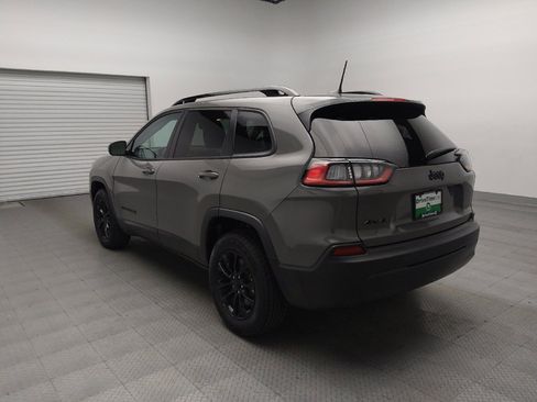 Used 2023 Jeep Cherokee Altitude Lux image 5