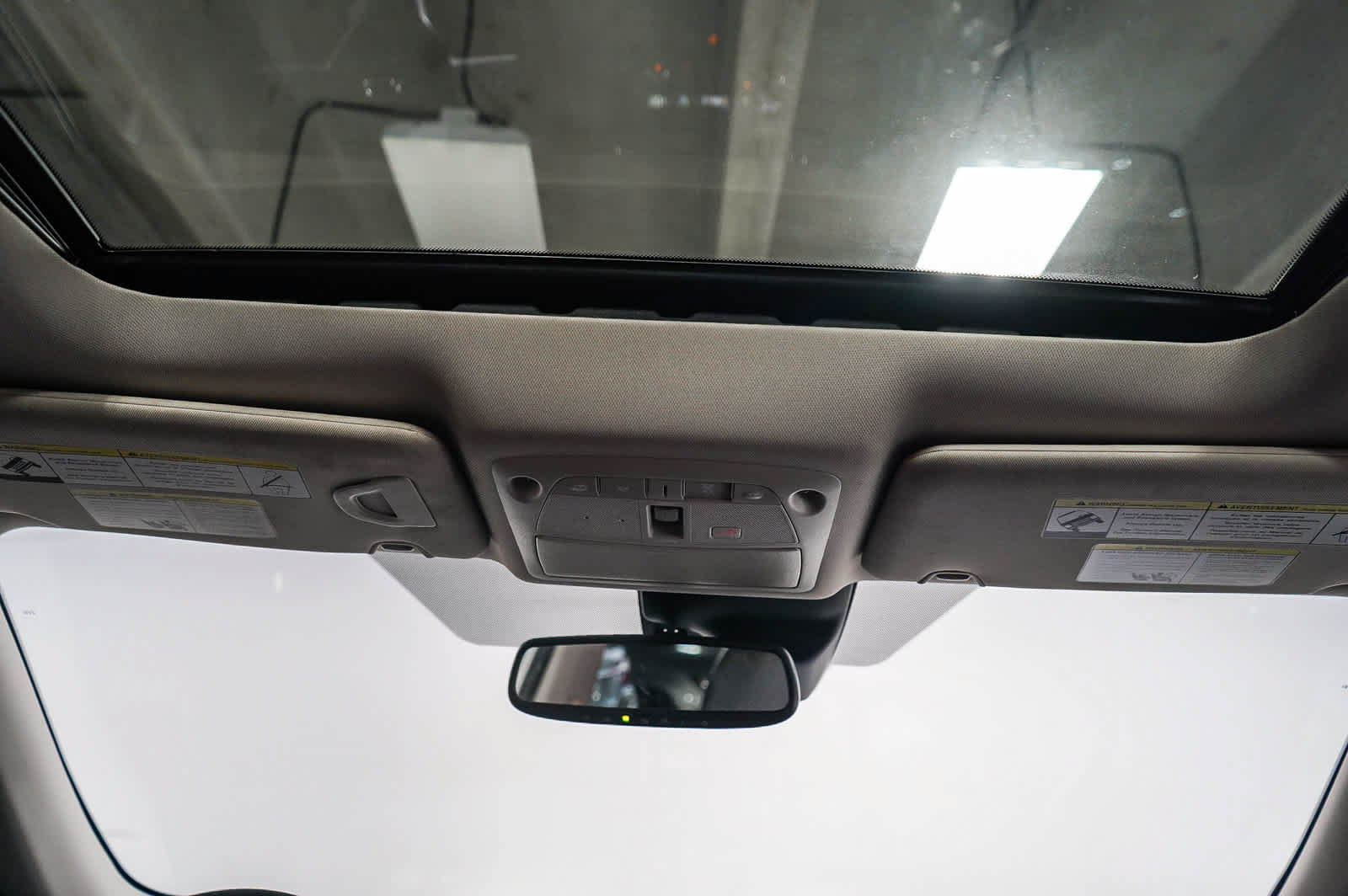 Used 2019 Nissan Rogue SL w/ Premium Package FWD image 16