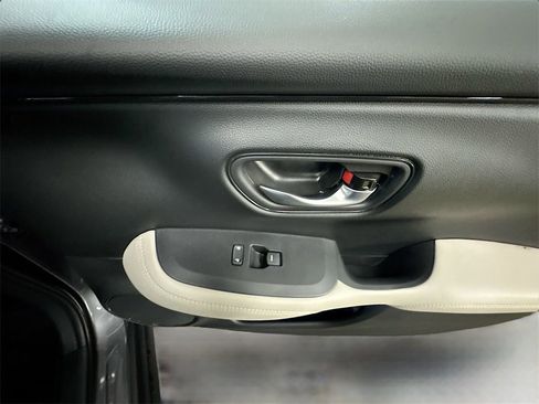 New 2026 Honda HR-V LX image 29