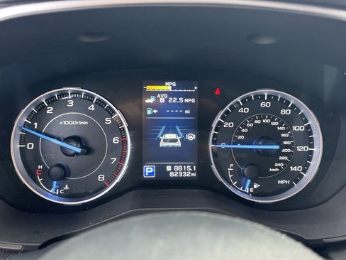 Used 2022 Subaru Ascent Limited image 6