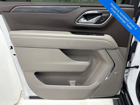 Used 2022 GMC Yukon XL SLT image 18