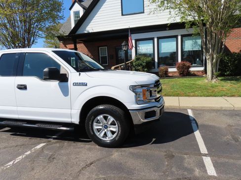 Used 2019 Ford F150 XLT image 11