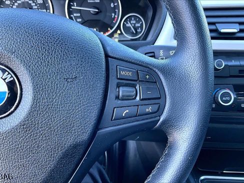 Used 2014 BMW 320i Sedan image 24