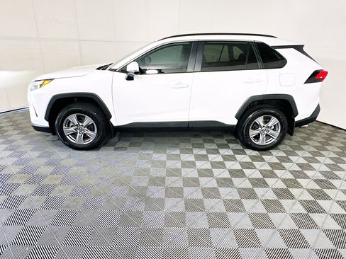 Used 2024 Toyota RAV4 XLE FWD image 6