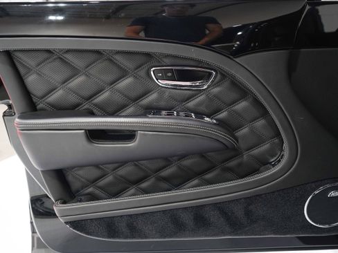 Used 2016 Bentley Mulsanne Speed RWD image 21