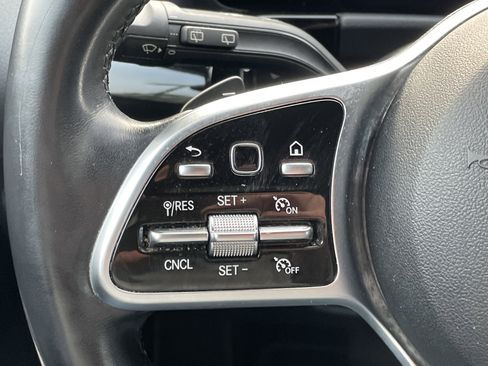 Certified 2023 Mercedes-Benz GLA 250 4MATIC image 25