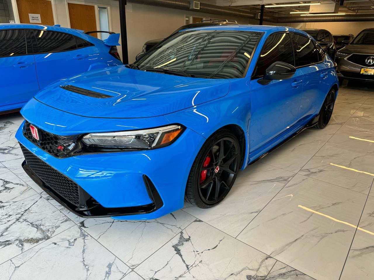 Used 2024 Honda Civic Type R image 3