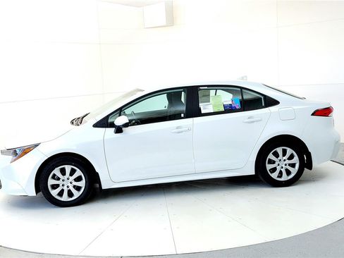 New 2026 Toyota Corolla LE image 3