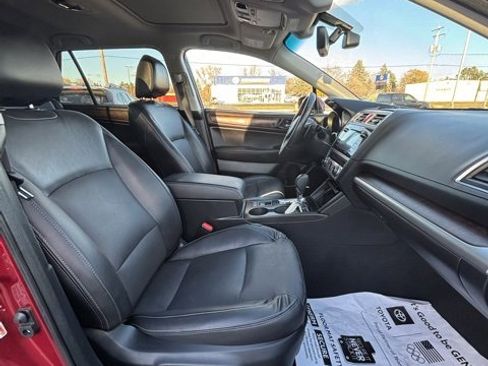 Used 2017 Subaru Outback 2.5i Limited image 13