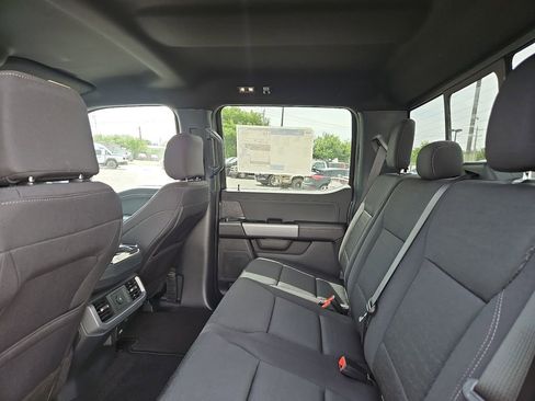 New 2026 Ford F150 XLT w/ Equipment Group 302A MID AWD/4WD image 19