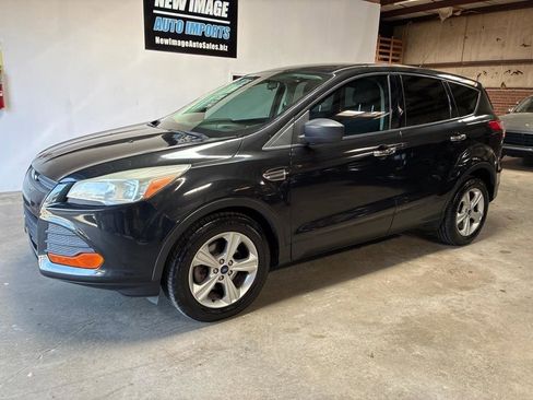 Used 2015 Ford Escape S image 8