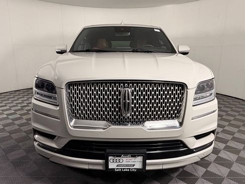 Used 2021 Lincoln Navigator L Reserve AWD/4WD image 2