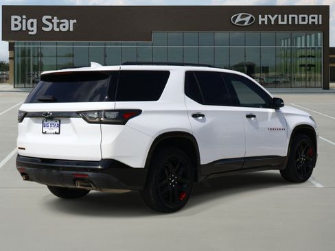 Used 2018 Chevrolet Traverse Premier w/ Redline Edition FWD image 4