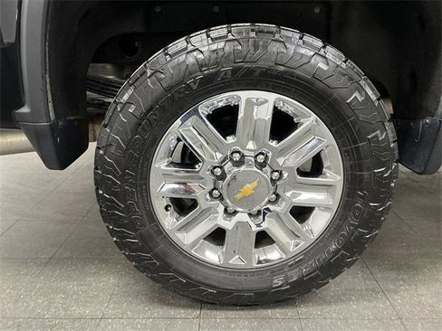 Certified 2024 Chevrolet Silverado 2500 High Country image 33