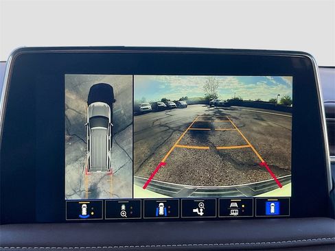 Used 2023 Chevrolet Tahoe High Country image 14