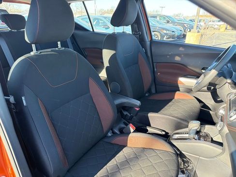 Used 2020 Nissan Kicks SR image 27