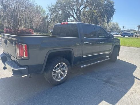 Used 2018 GMC Sierra 1500 SLT AWD/4WD image 4