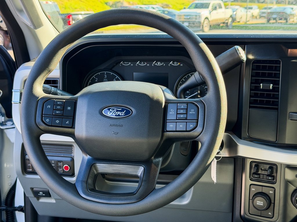New 2027 Ford F550 4x4 Supercab Super Duty image 11