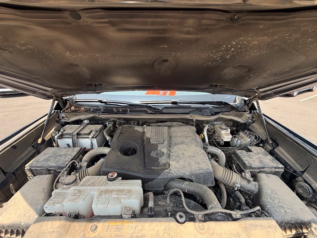 Used 2025 Toyota Tundra SR5 AWD/4WD image 30