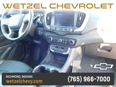 Used 2024 GMC Terrain SLT w/ Tech Package AWD/4WD image 20