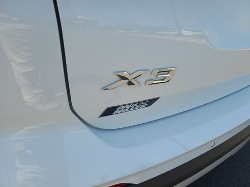 Used 2024 BMW X3 xDrive30i w/ Premium Package w/ZPA AWD/4WD image 29