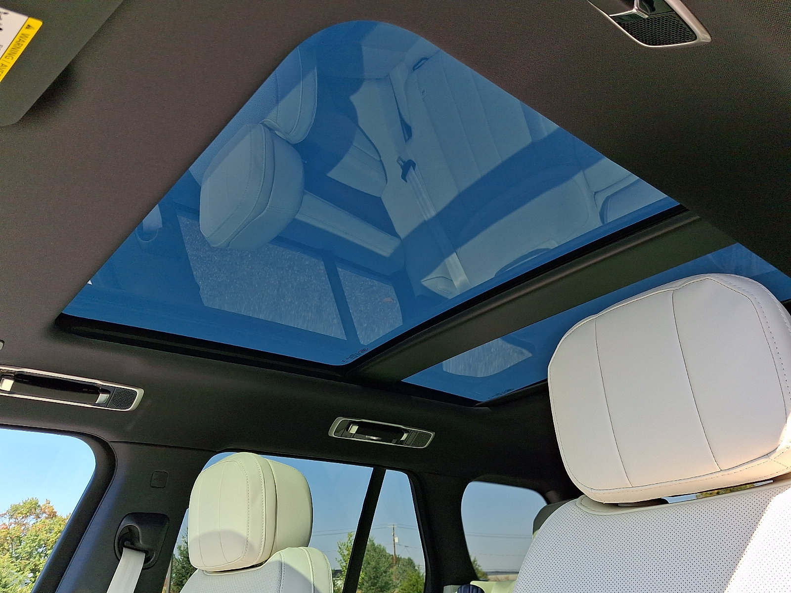 New 2027 Land Rover Range Rover SE AWD/4WD image 12
