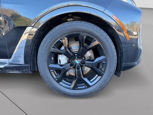 Used 2023 BMW X7 xDrive40i AWD/4WD image 9