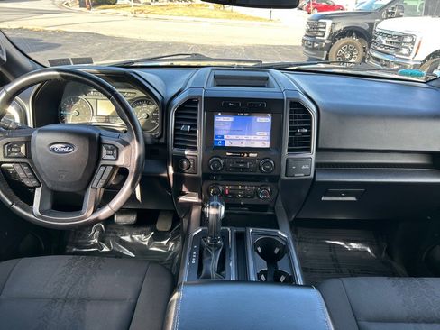Used 2018 Ford F150 XLT w/ Equipment Group 302A Luxury image 6