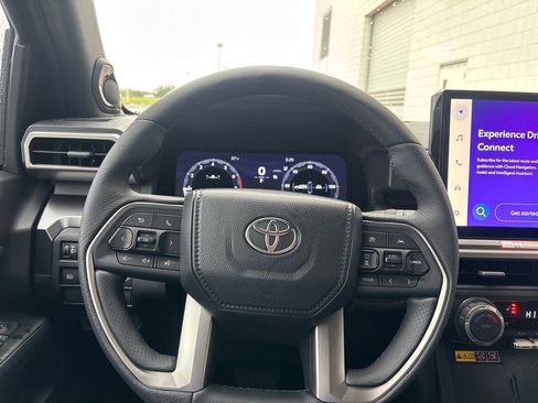 New 2026 Toyota 4Runner TRD Off-Road Premium AWD/4WD image 20