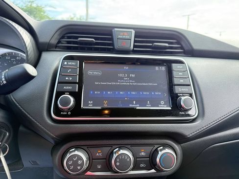 Used 2025 Nissan Versa S w/ Trunk Package FWD image 24
