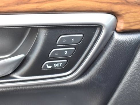 Used 2017 Honda CR-V EX-L image 19