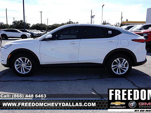 New 2026 Buick Envista Preferred image 4