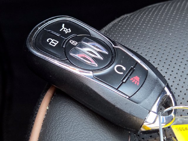 Certified 2024 Buick Envista Avenir FWD image 33