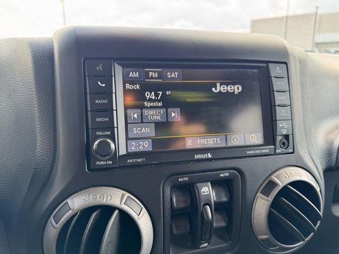 Used 2014 Jeep Wrangler Unlimited Sport w/ Quick Order Package 24S image 19