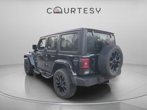 Used 2023 Jeep Wrangler Sahara image 3