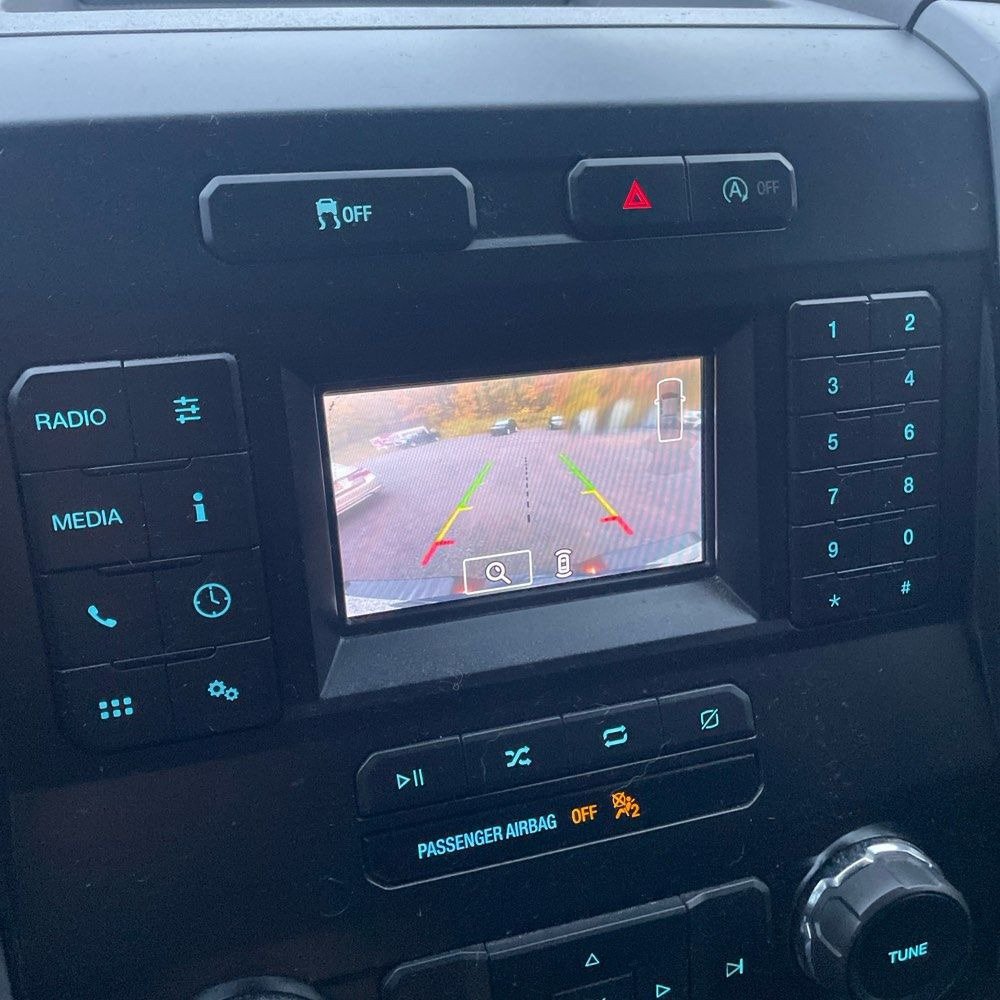 Used 2018 Ford F150 XLT w/ Equipment Group 301A Mid AWD/4WD image 9