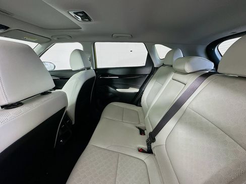 Used 2021 Kia Seltos SX w/ SX Sunroof Package AWD/4WD image 26