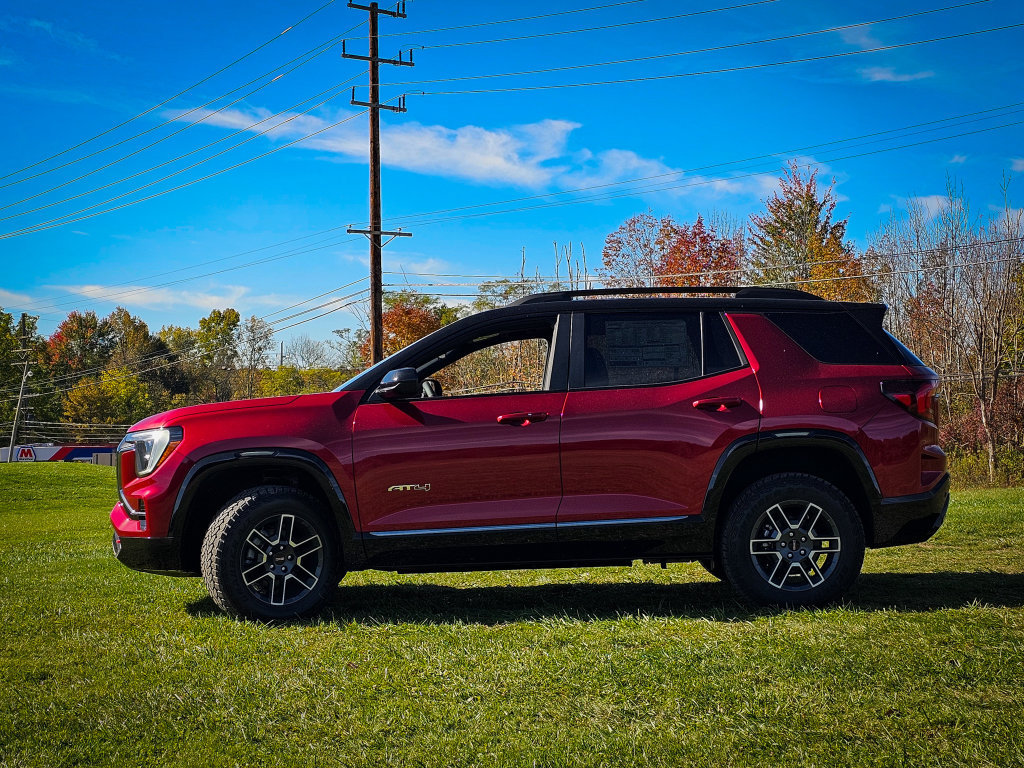 New 2027 GMC Terrain AT4 w/ Convenience Package III AWD/4WD image 6