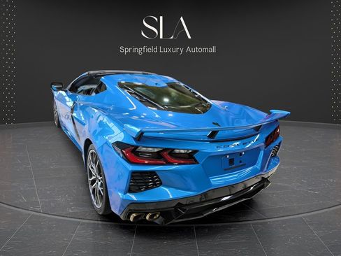 Used 2025 Chevrolet Corvette Stingray Premium Cpe w/ Z51 Performance Package RWD image 8