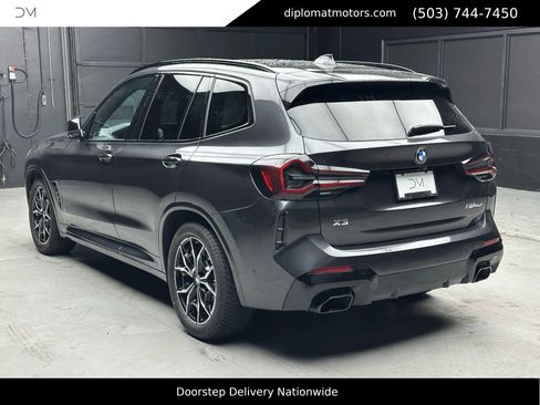 Used 2024 BMW X3 M40i w/ Premium Package image 5