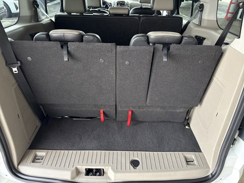Used 2015 Ford Transit Connect Titanium image 8