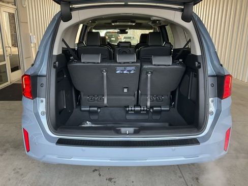 New 2026 Honda Odyssey Touring image 21