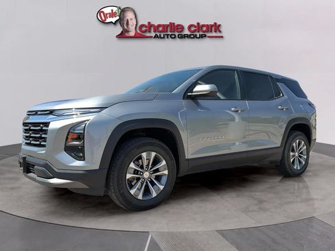 Used 2026 Chevrolet Equinox LT AWD/4WD image 1