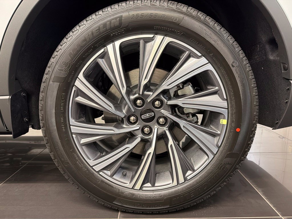 New 2027 Lincoln Aviator AWD image 7